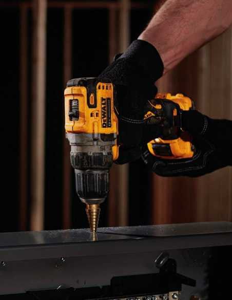 Set Dewalt: Furadeira chave de fenda + Chave de fenda de Impacto + Laser DW088K + Maleta Profunda + 2 Baterias 1,3 AH