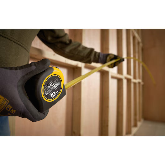 Metrólo de fita Stanley FatMax BladeArmor de 10 m