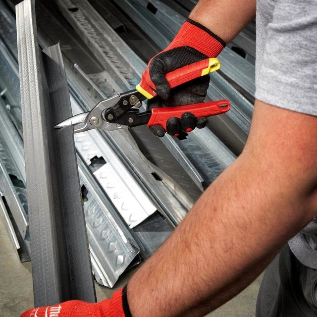 Kit para placas de gesso com cortador de placas de gesso e serra Milwaukee