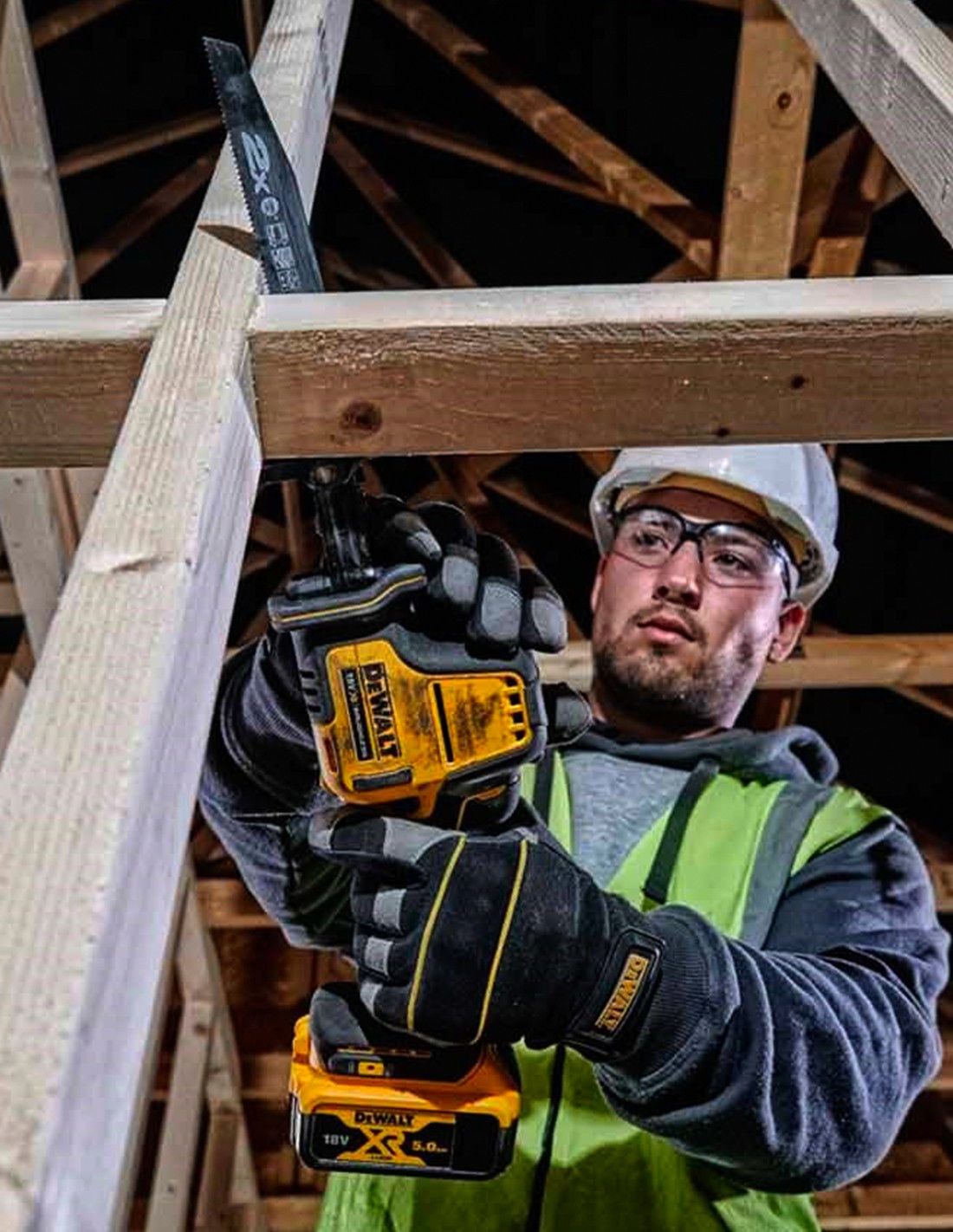 Kit Dewalt 11 ferramentas + 3bat 5Ah + Carregador DCB1104 + 4xTSTAK DCK114P3