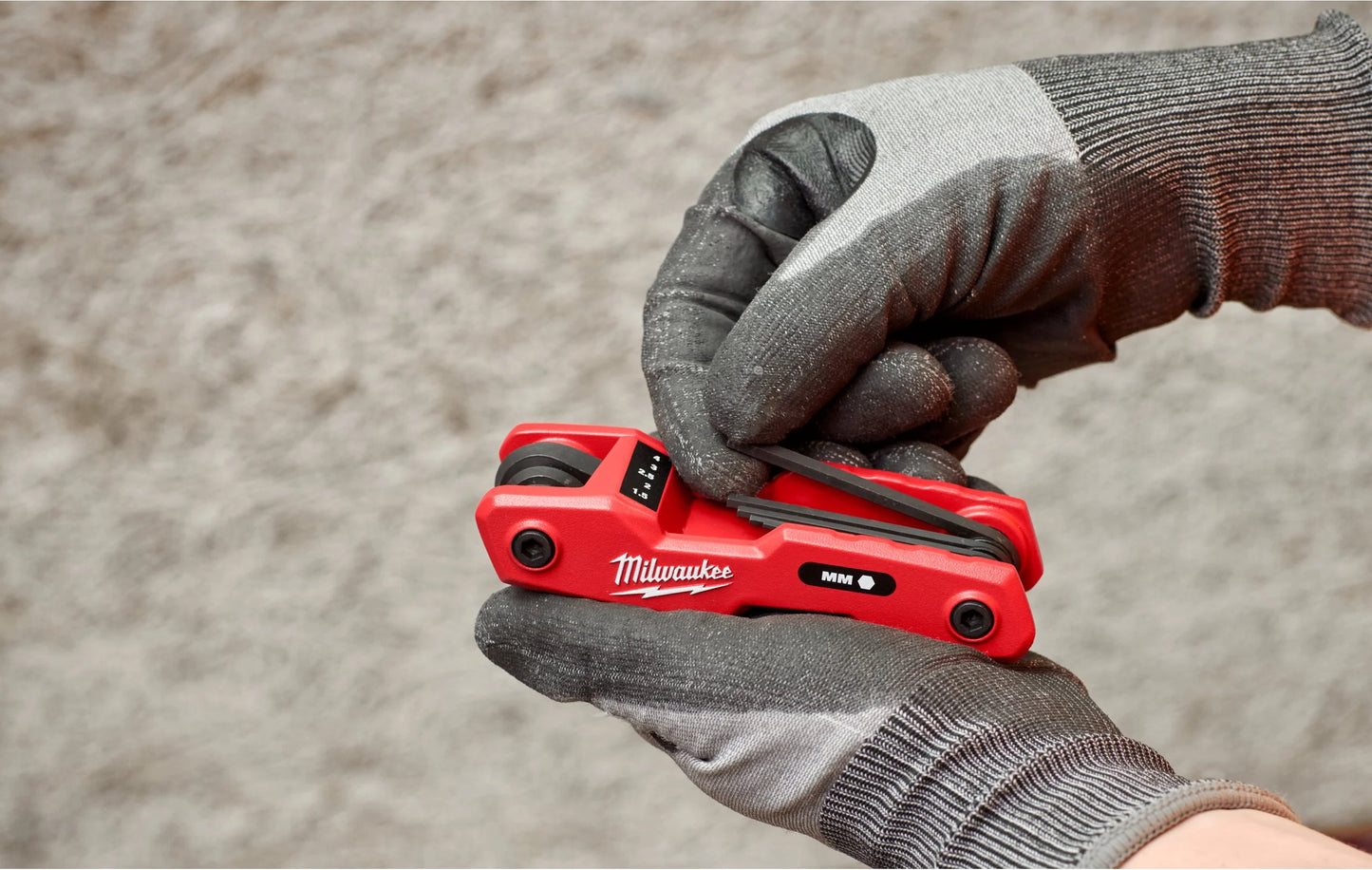 Conjunto especial com ferramentas manuais + carregador + bateria + mochila Jobsite Milwaukee