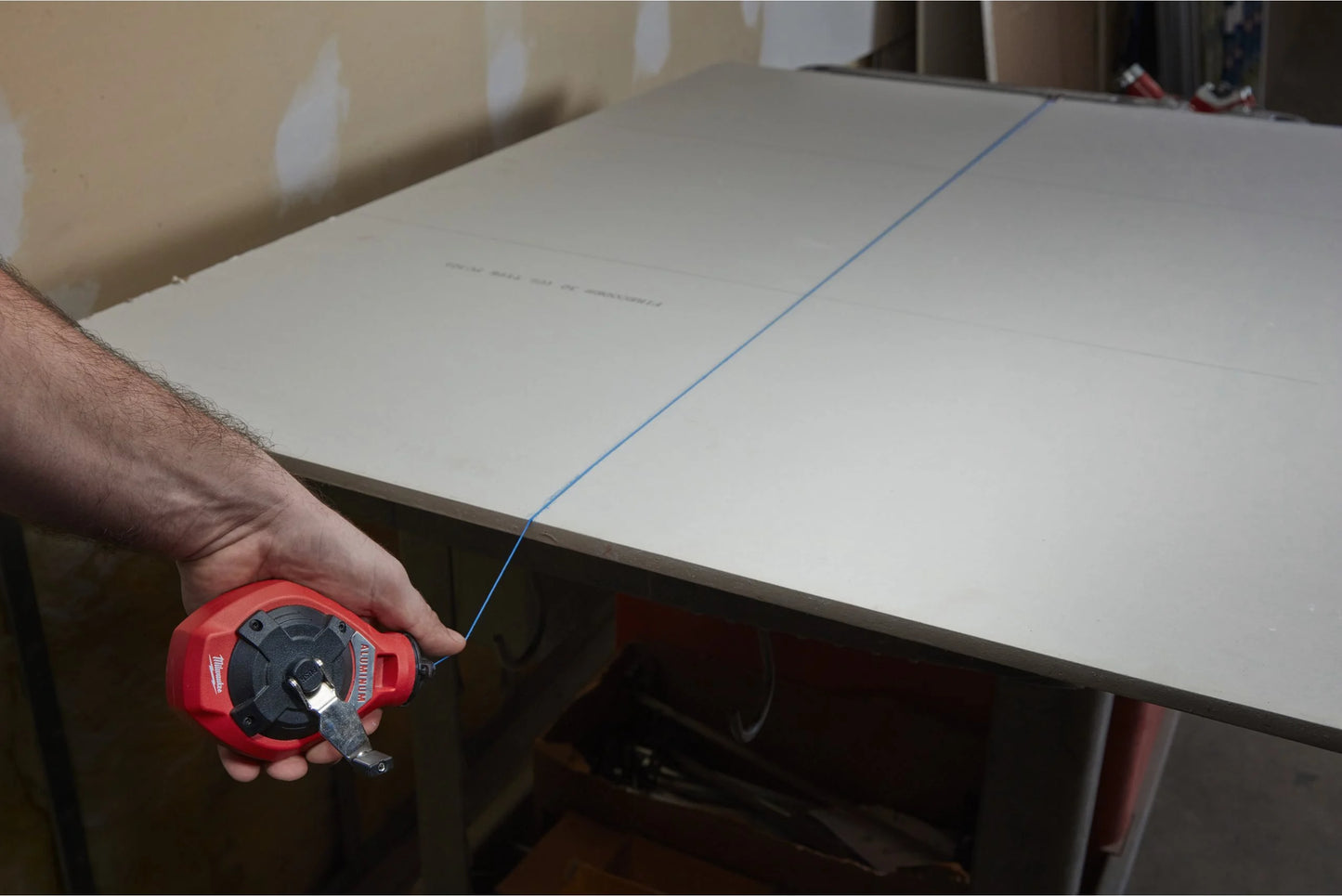 Corda fina de 30 m com giz azul de Milwaukee