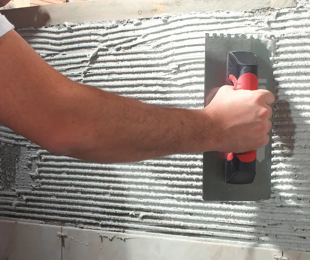 Pente de aço de 28 cm com cabo Rubiflex fechado Rubi 75958