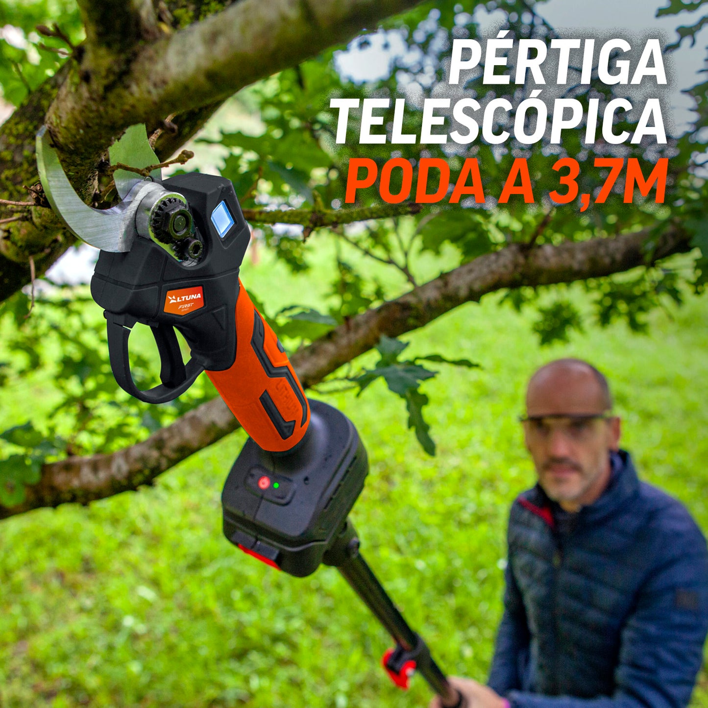 Kit de poda a bateria com motosserra + tesoura de poda + vara telescópica Altuna + 2bat 2Ah AFKIT