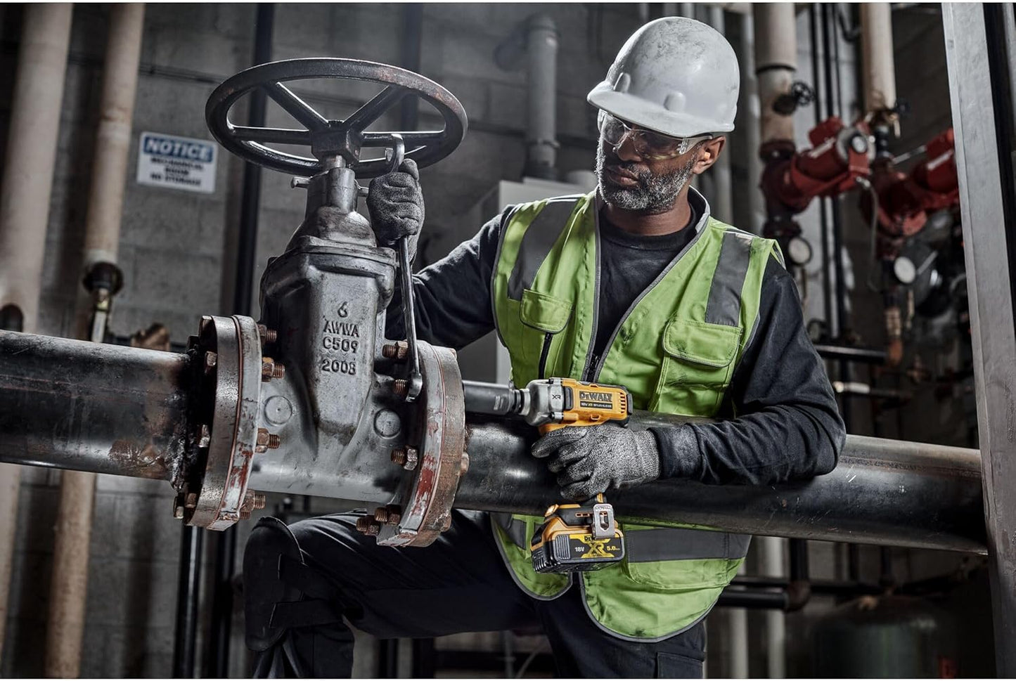 Chave de impacto sem escova XR 18V 1/2 813Nm com estojo de transporte Dewalt DCF891NT