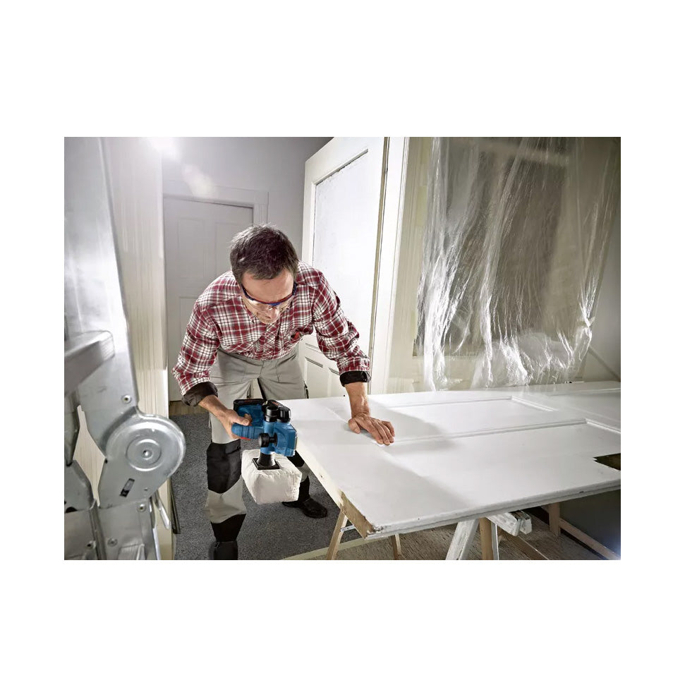 Escova a bateria 82mm 18V Bosch GHO 18V-LI