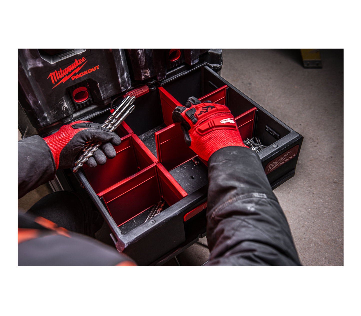 Cómoda Milwaukee PACKOUT com 2 gavetas