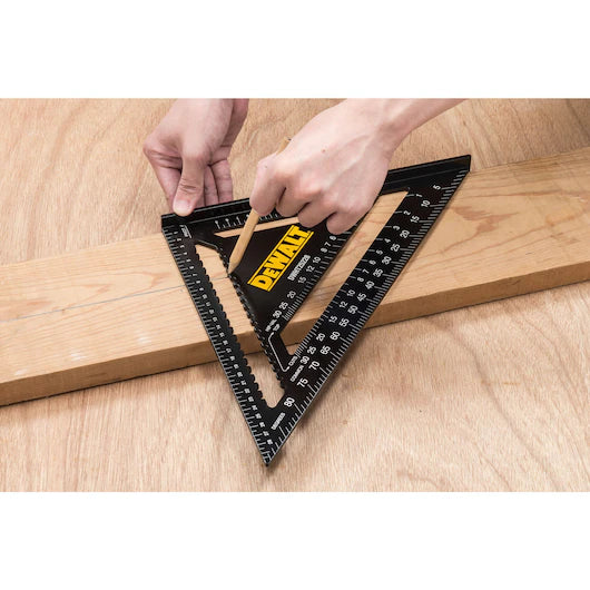 Esquadro métrico de 30 cm Dewalt DWHT25228-0