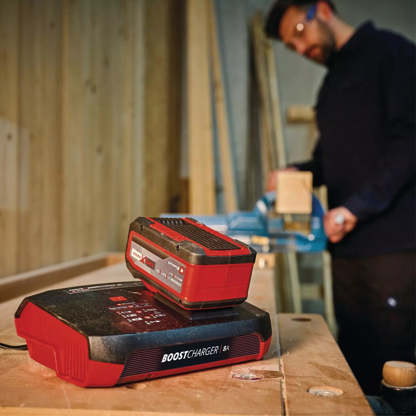 Carregador de corrente X-Boostcharger 8A Einhell 4512155