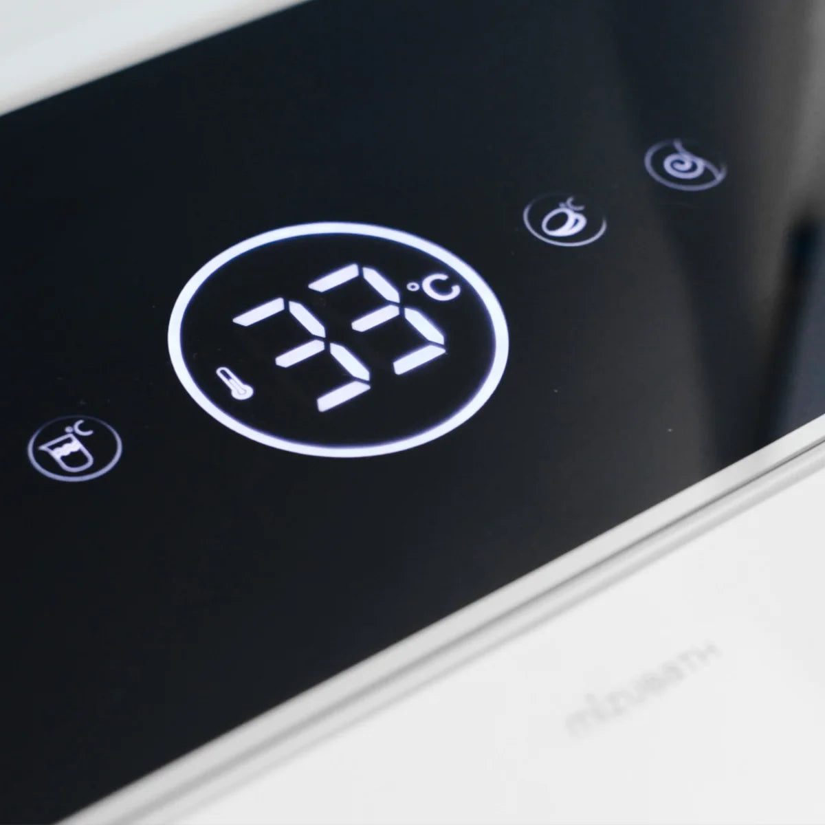 Sanita japonesa com limpeza inteligente Mizubath Rada suspensa