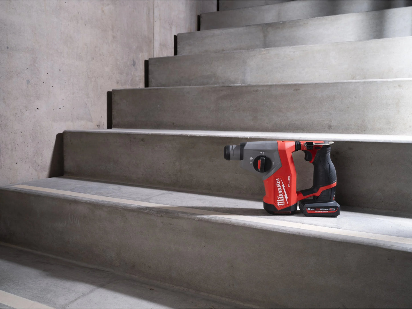 Martelo combinado SDS-Plus M12 M12 16mm Milwaukee M12 FHAC16-0