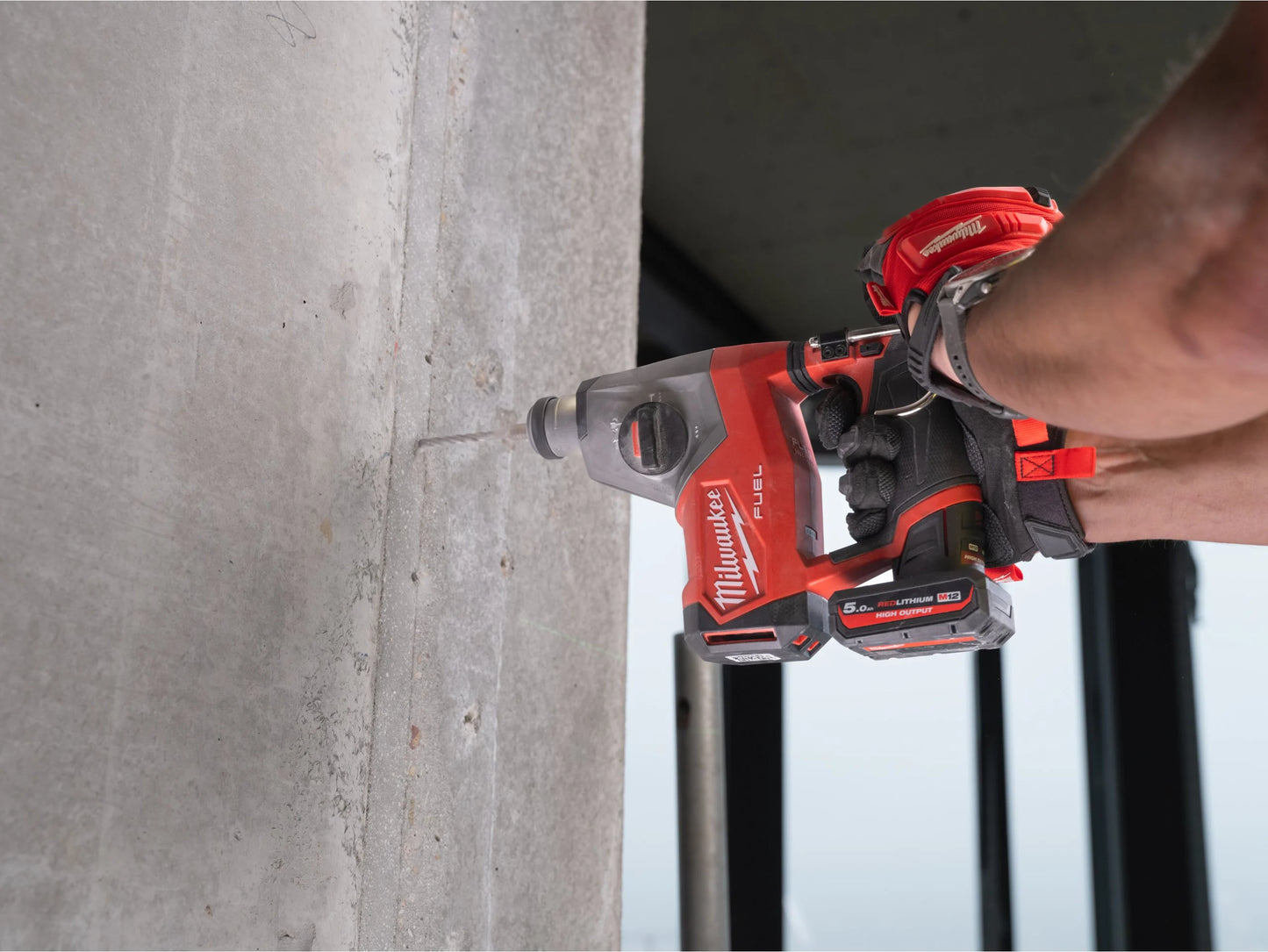 Martelo combinado SDS-Plus M12 M12 16mm Milwaukee M12 FHAC16-0