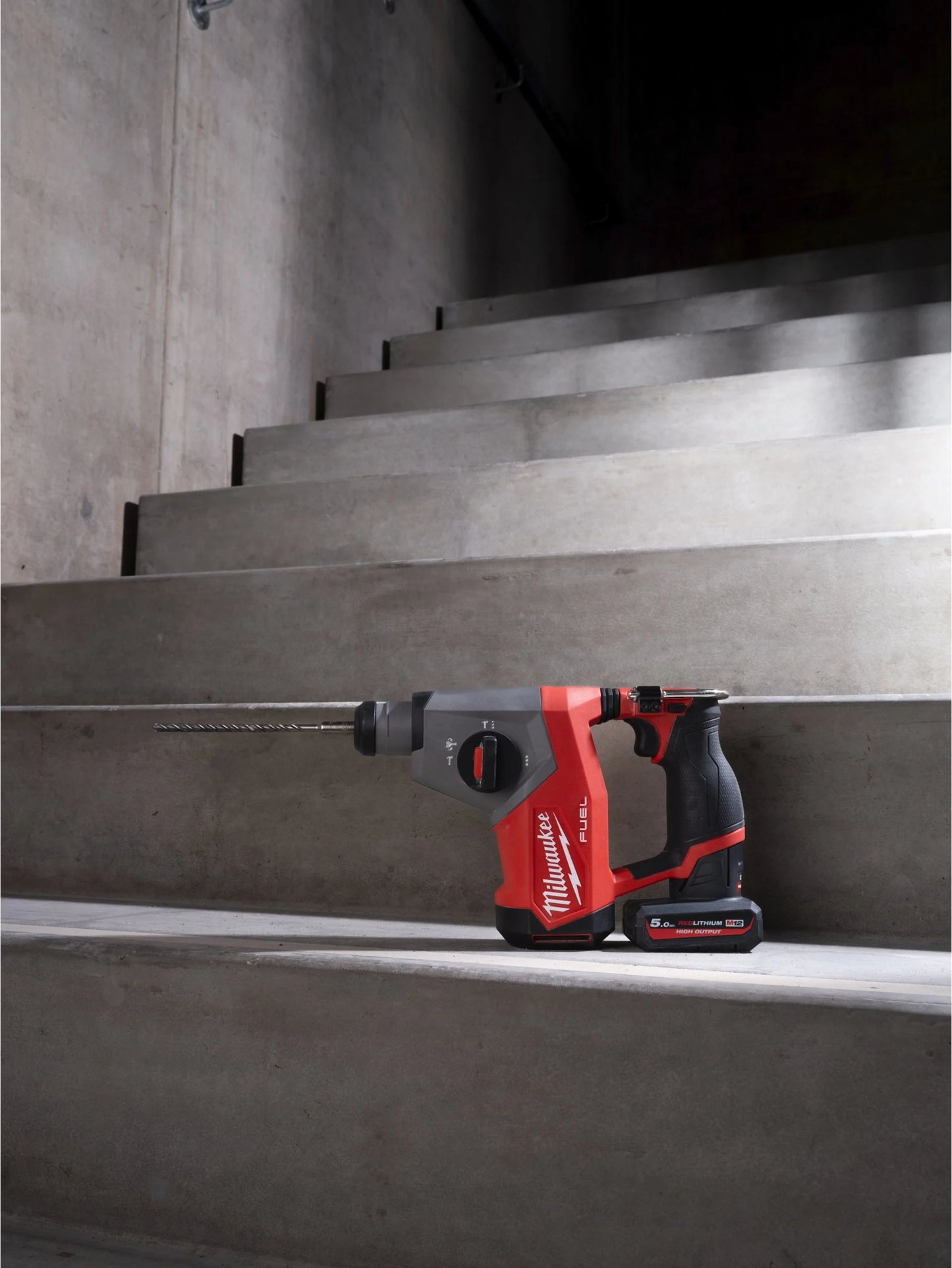 Martelo combinado SDS-Plus M12 M12 16mm Milwaukee M12 FHAC16-0