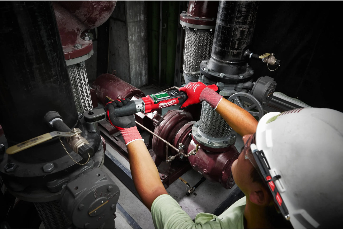 Chave dinamométrica de catraca M12 Fuel One-Key 1/2" com bateria + carregador + mala Milwaukee M12 ONEFTR12-201C