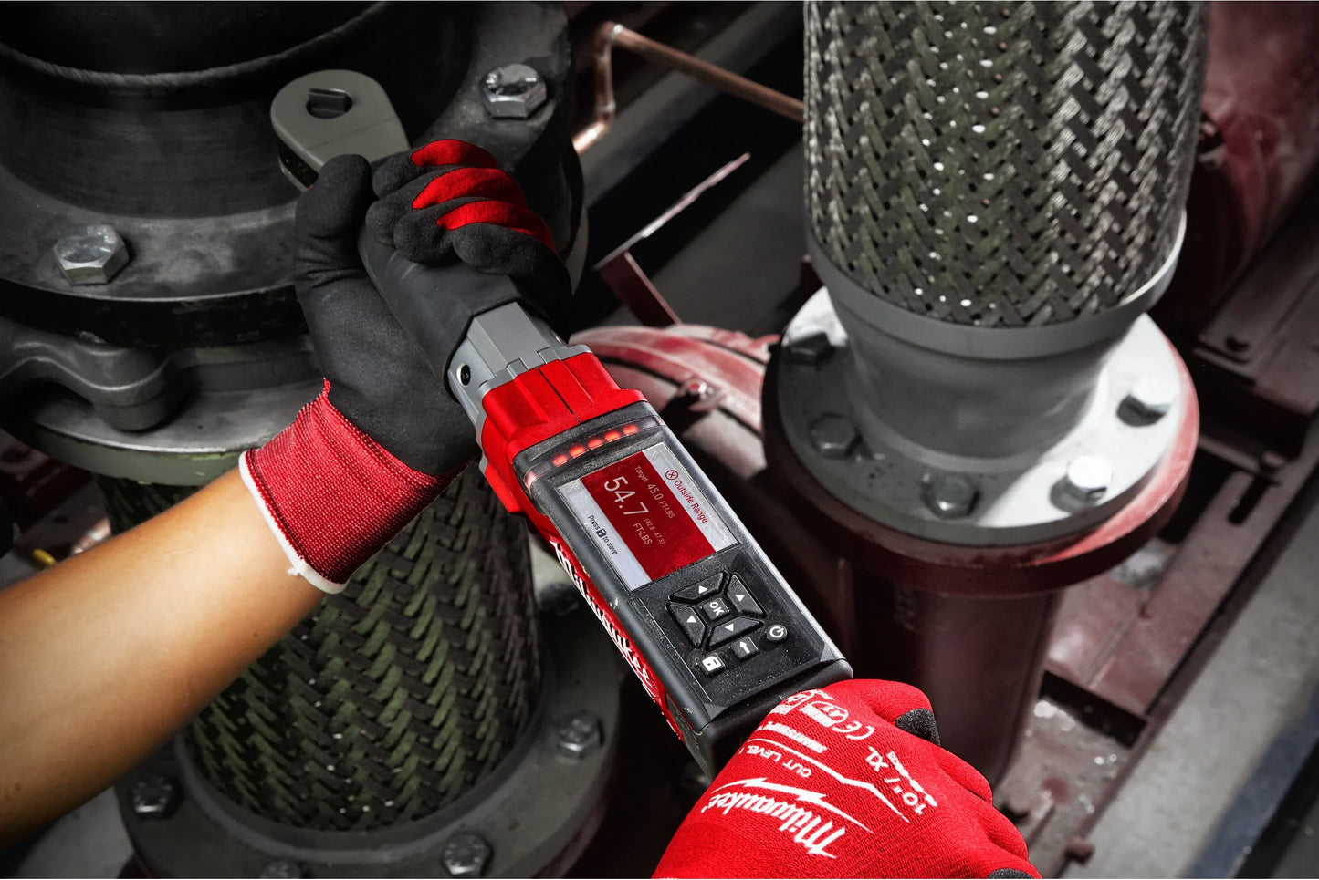 Chave dinamométrica de catraca M12 Fuel One-Key 1/2" com bateria + carregador + mala Milwaukee M12 ONEFTR12-201C