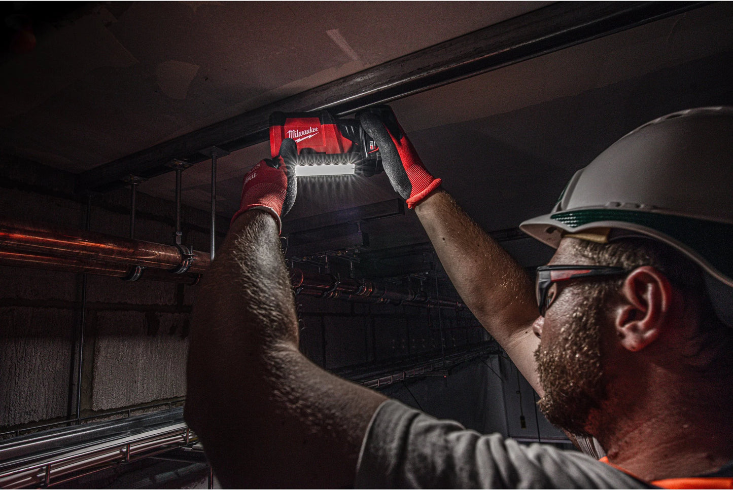 Luz de área giratória PAL-0 Milwaukee M12