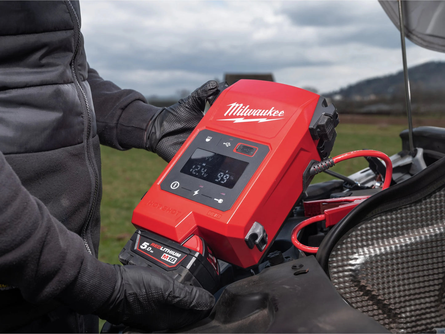 Arrancador para veículo M18 2.000A Milwaukee